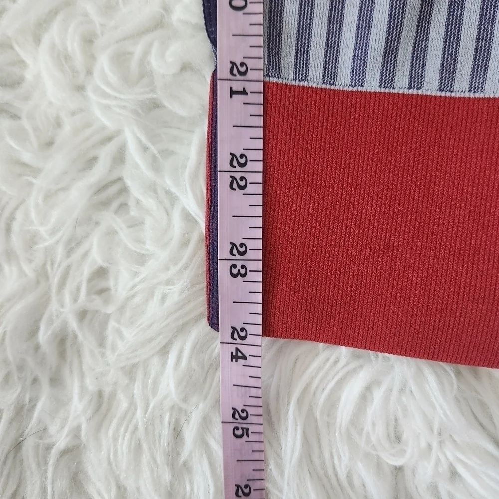 Awakened Heart & Mind AHM High Waist Flow Legging. Color Heather Navy. Size Smal